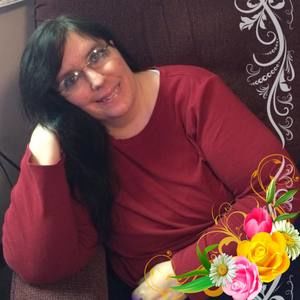 Meet your Posher, Nina